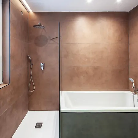 Luxury Seafront Hot Tub Sauna & Concierge * Sliema